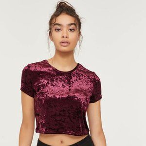 4/25$ Crushed Velvet Crop Top